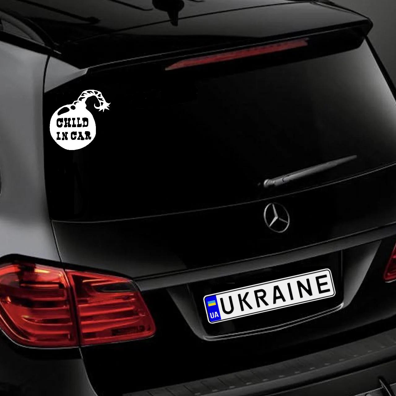Наклейка на Автомобіль на Скло Дитина в Автомобілі Child in car 20*20 см + Монтажна плівка