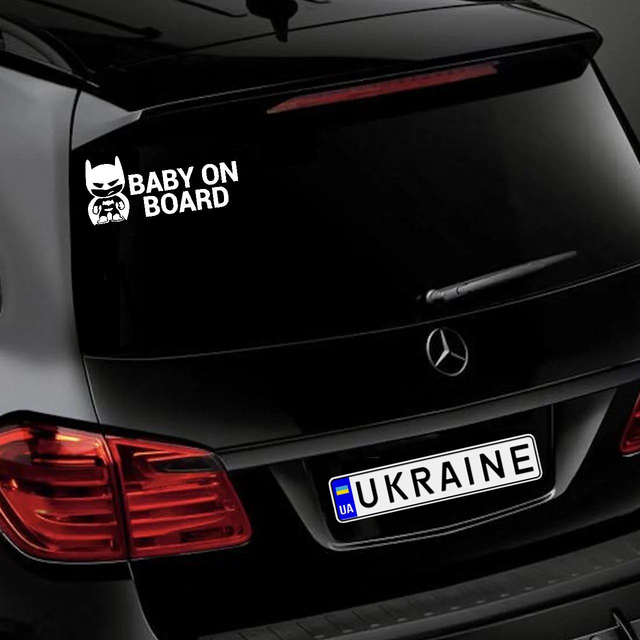 Наклейка на Автомобиль на Стекло Ребёнок в Автомобиле Baby on Board Бетмен 11*25 см + Монтажная пленка
